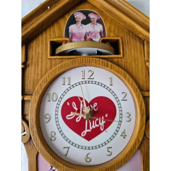 Bradford exchange I Love Lucy cuckoo clock Lucille Ball - Picture 3 of 14